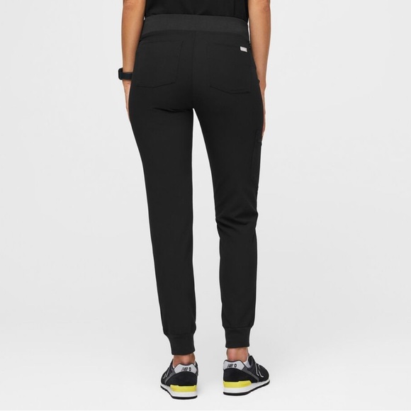 FIGS Zamora Joggers - Picture 2 of 4